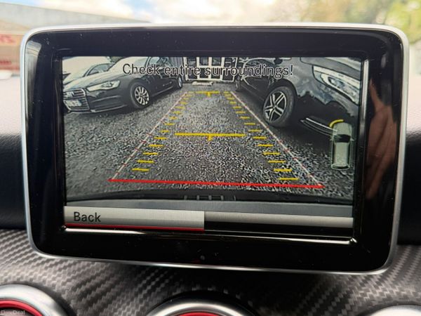 142 Mercedes-Benz A-Class 385196762