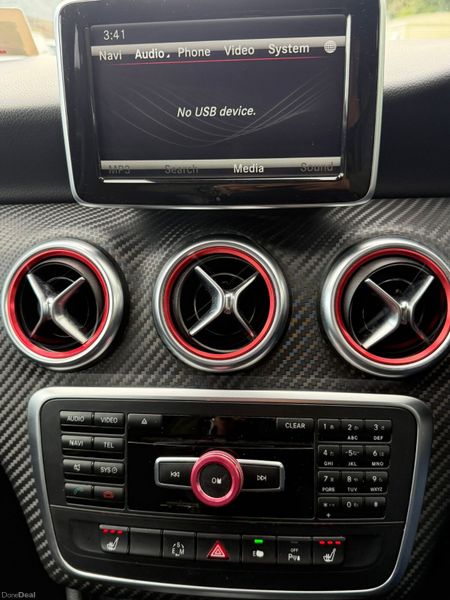 142 Mercedes-Benz A-Class 385196764