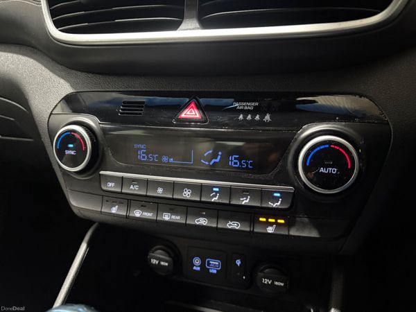 19 Hyundai Tucson Premium 1.6 CRDi 115Bhp 385101252