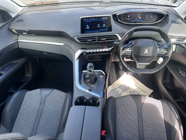 2019 PEUGEOT 5008 7 SEATER 1.2 PETROL ALLURE LOW K 385102370