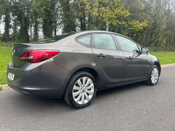 Opel Astra 2015 (NCT 05/27 TAX 08/26) 385102796