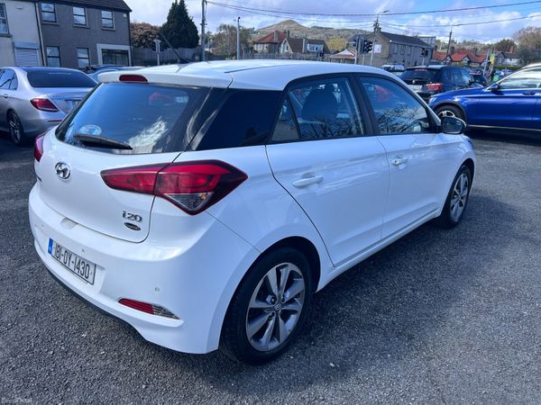 2018 HYUNDAI i20 1.2 PETROL DELUXE 385102984