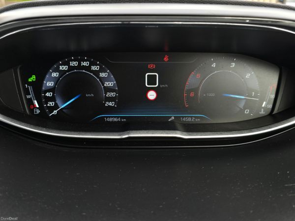 182 Peugeot 3008 BLUE ALLURE 130BHP 385104218