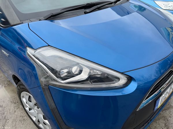 Toyota Sienta 2017 Automatic Hybrid 385107946