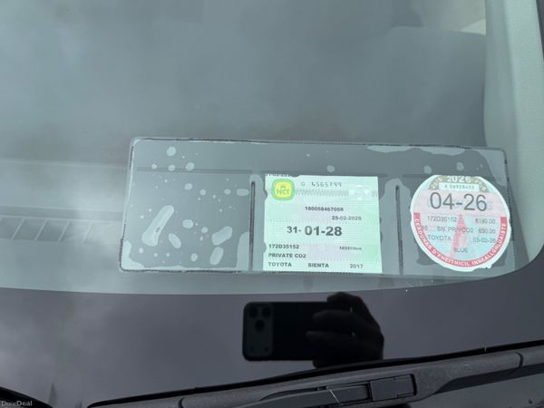 Toyota Sienta 2017 Automatic Hybrid 385107960