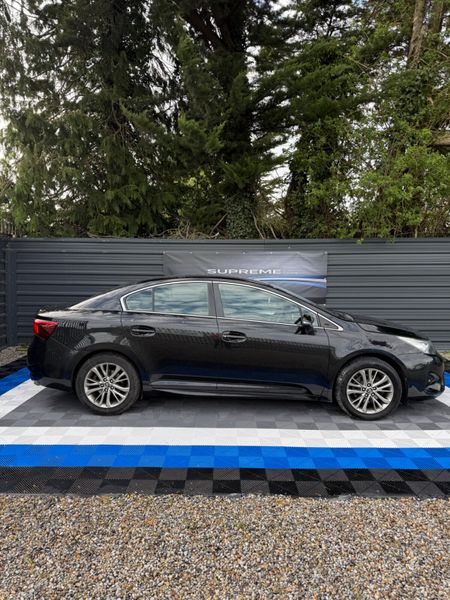 Toyota Avensis 2017 385127052