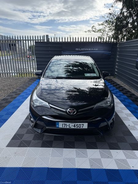 Toyota Avensis 2017 385127054