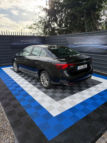Toyota Avensis 2017 385127060