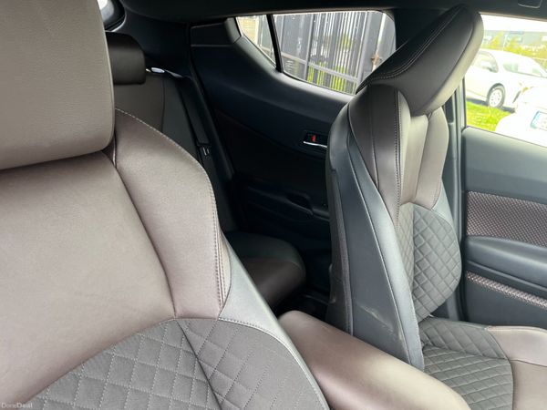 TOYOTA C-HR 2018, 1.8 HYBRID AUTO LOW KM HIGH SPEC 385242490