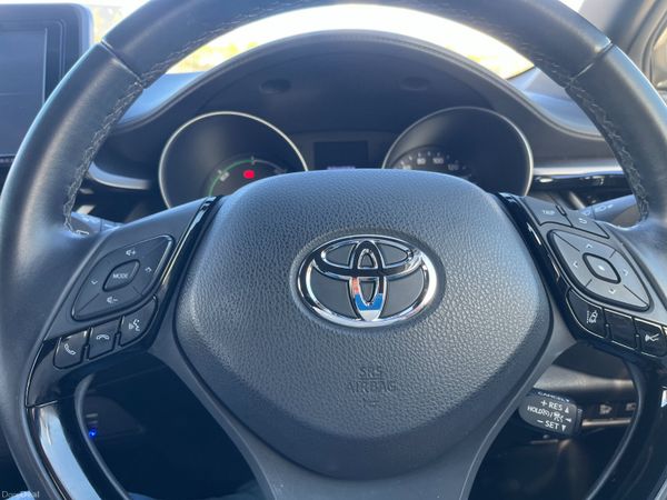 TOYOTA C-HR 2019, 1.8 HYBRID AUTO LOW KM HIGH SPEC 385249100
