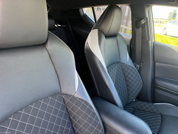 TOYOTA C-HR 2019, 1.8 HYBRID AUTO LOW KM HIGH SPEC 385249104