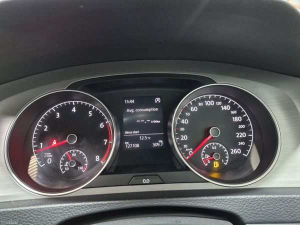 14 Volkswagen Golf Comfortline 1.2 TSi Auto 127 KM 385254250