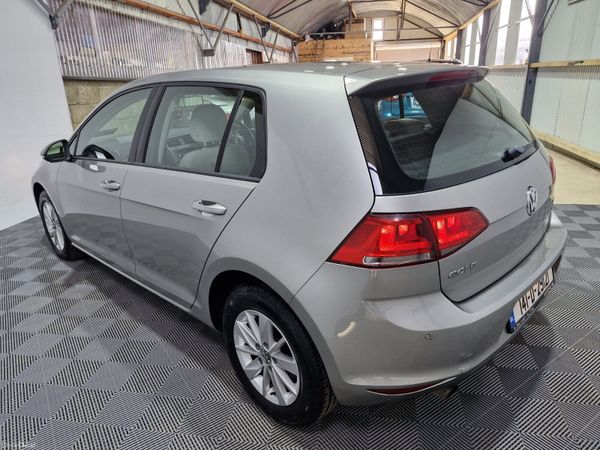 14 Volkswagen Golf Comfortline 1.2 TSi Auto 127 KM 385254266