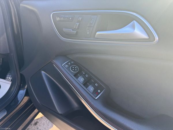 Mercedes A180 Amg line 385282664