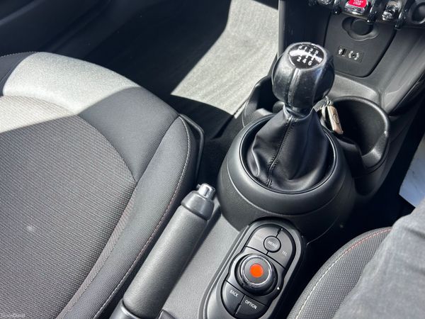 2017 MINI COOPER 1.5 PETROL VERY LOW KMS 385287142