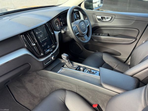 181 VOLVO XC60 2.0 D4 AWD MOMENTUM  - AUTO - 385291542