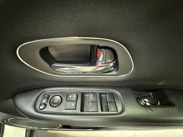 2017 Honda Vezel 1.5 Hybrid Automatic,39K Miles 385295128