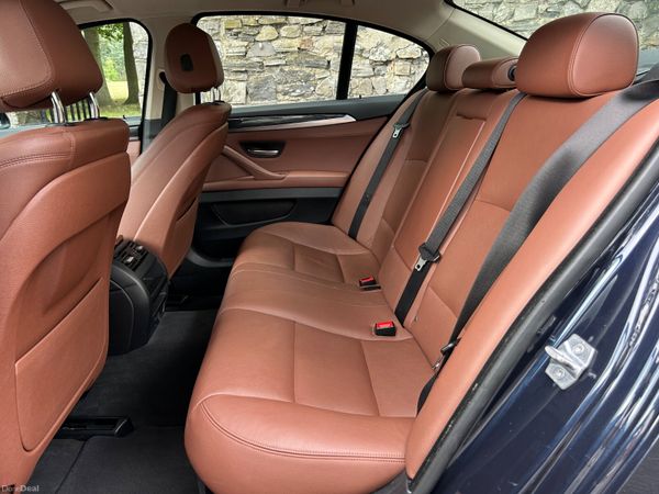 2014 BMW 5 SERIES DAKOTA BROWN LEATHER 385210000