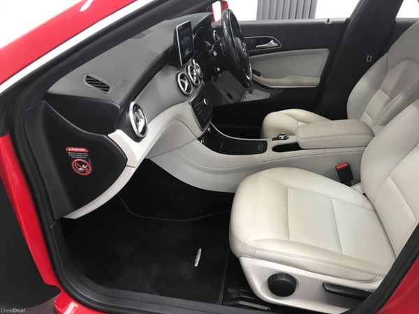 Mercedes-Benz CLA 2015 385218750