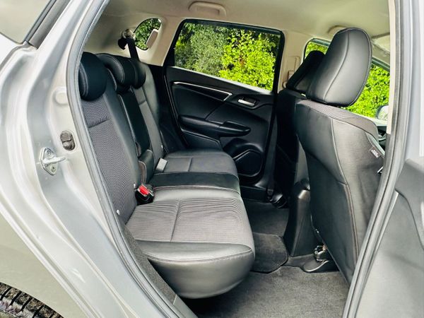 HONDA FIT 2017 LEATHER TOPSEPCS 36K KM ONLY 385225858