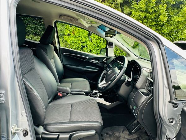 HONDA FIT 2017 LEATHER TOPSEPCS 36K KM ONLY 385225874