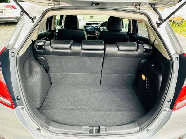 HONDA FIT 2017 LEATHER TOPSEPCS 36K KM ONLY 385225884