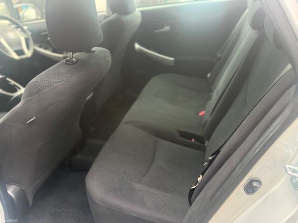 2014 Toyota Prius Hybrid Automatic 385231770