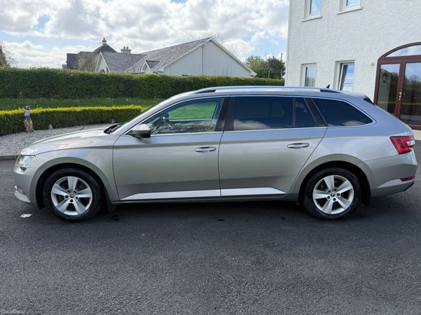 2016 Skoda Superb Estate Ambition 385362576