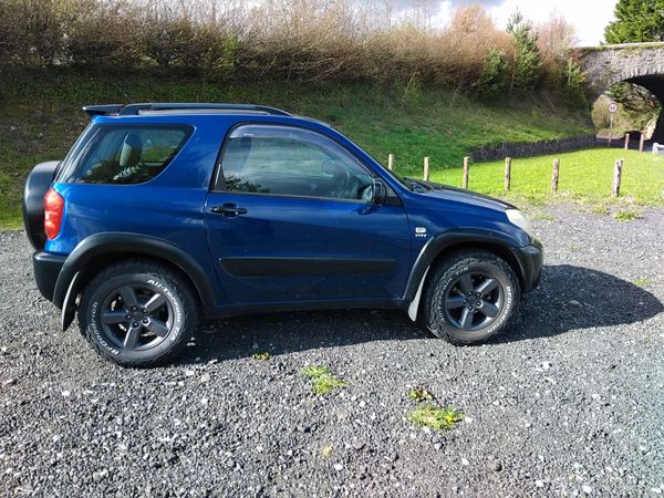 Toyota RAV4 2005 385369438