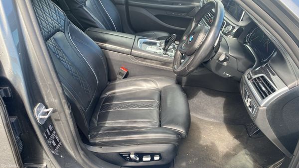 2019 Bmw 7 Series 730d M-Sport 385320402