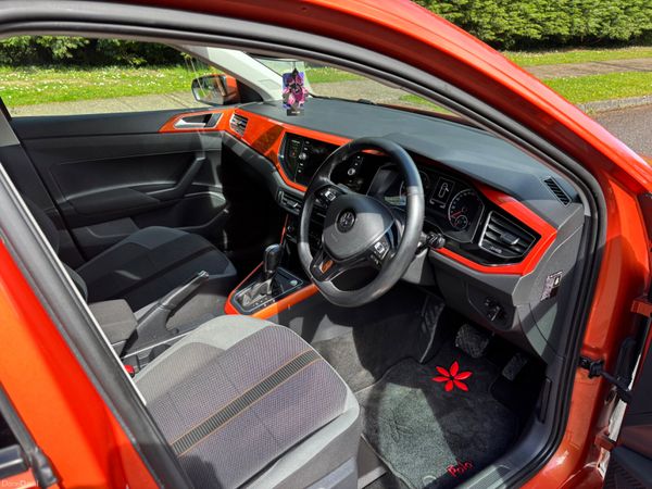 Volkswagen Polo 2019 385323666
