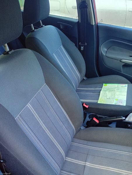 Ford Fiesta 2009 385443194