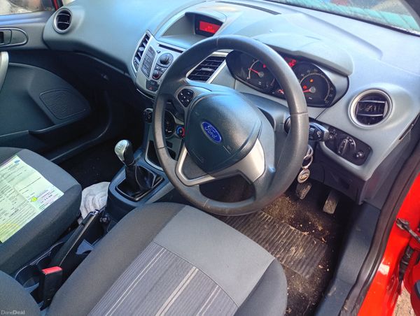 Ford Fiesta 2009 385443228