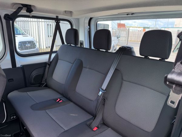 2025 RENAULT TRAFIC AUTO 9 SEATER 385449952