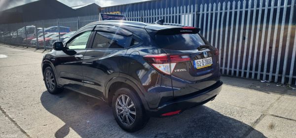 Honda Vezel 2015 (Automatic/Hybrid) 385452376