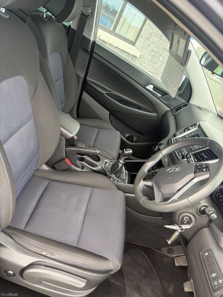 Hyundai Tucson 2016 385470118