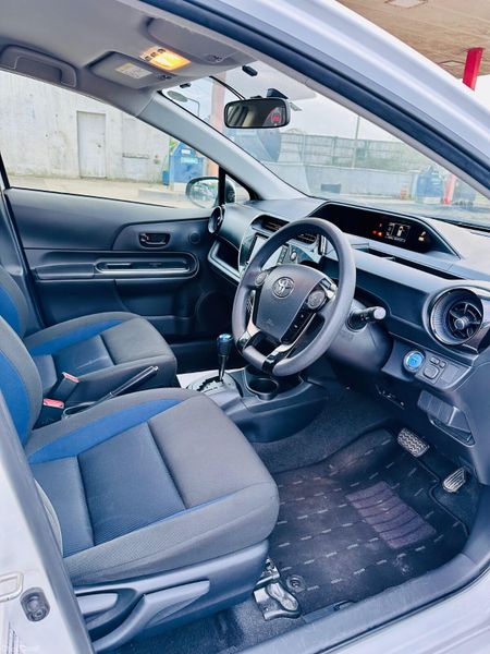 Toyota Aqua 2018 1.5L Petrol Hybrid 385475274