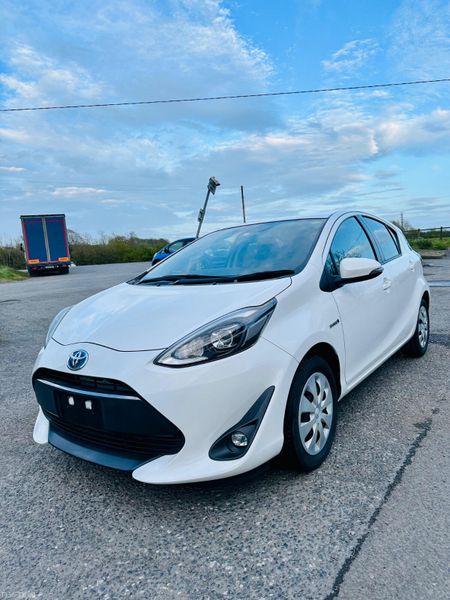Toyota Aqua 2018 1.5L Petrol Hybrid 385475212
