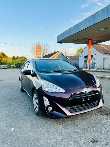 Toyota Aqua 2015 1.5L Petrol Hybrid Automatic 385476496