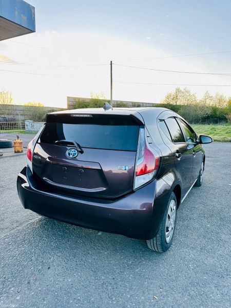 Toyota Aqua 2015 1.5L Petrol Hybrid Automatic 385476502