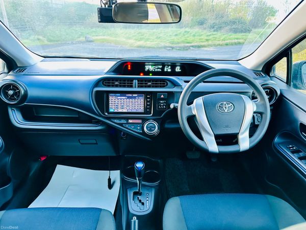 Toyota Aqua 2015 1.5L Petrol Hybrid Automatic 385476514