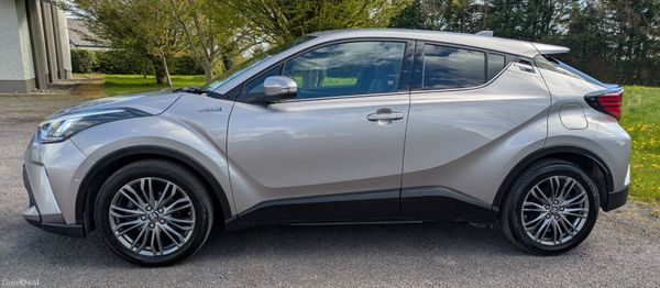 Toyota C-HR SOL /AUTO/  NEW NCT O3/28 385478502