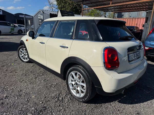 Mini Cooper D Automatic 385485398