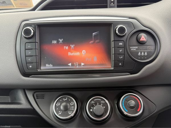 Toyota Yaris LUNA Economical & Reliable 385422370