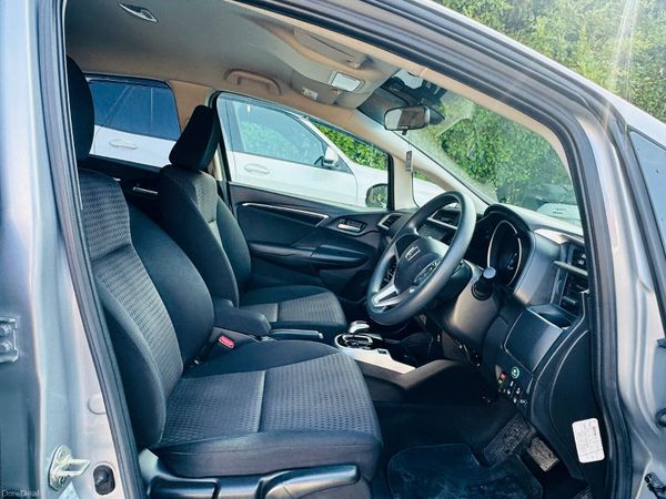 HONDA FIT 2019 47K KM WITH CRUISE CONTROL 385422524