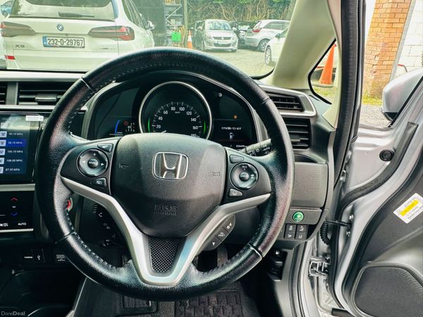 HONDA FIT 2017 LEATHER TOPSEPCS 36K KM ONLY 385422748