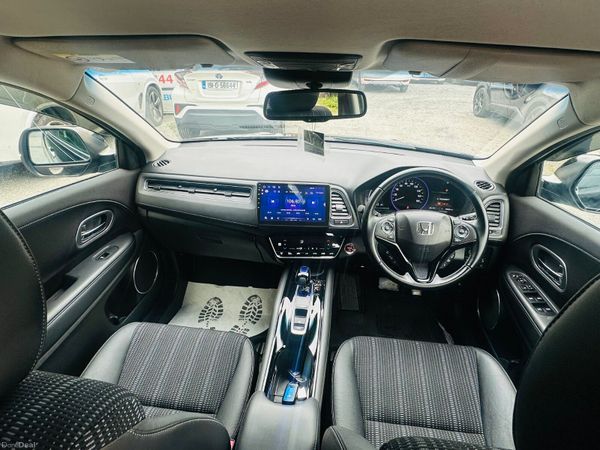 Honda Vezel 2018 1.5 Hybrid Auto 39000 KM ONLY 385424694