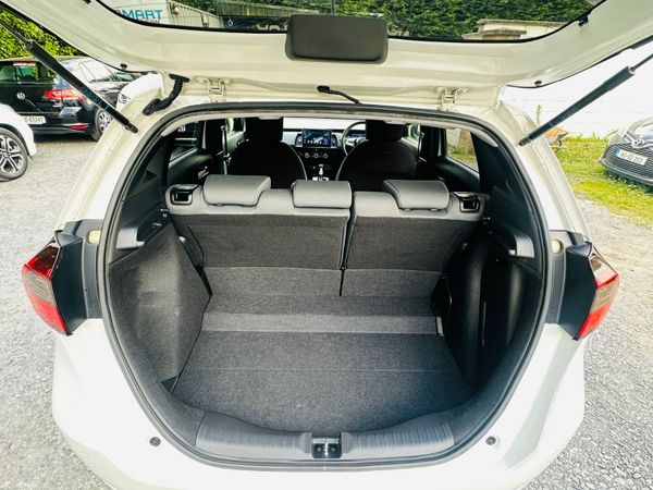 Honda Fit 2020 52K KM ONLY 385543876