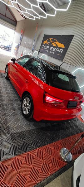 2015 Audi A1 1.0 Petrol Automatic 2 Tone color 385544866