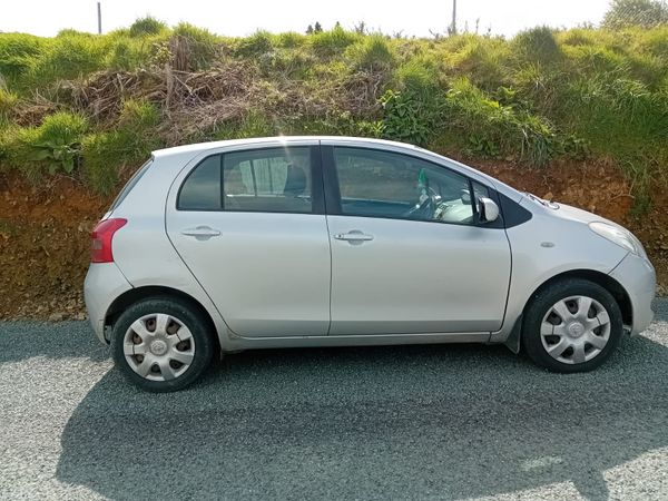 Toyota Yaris 2007 385551762